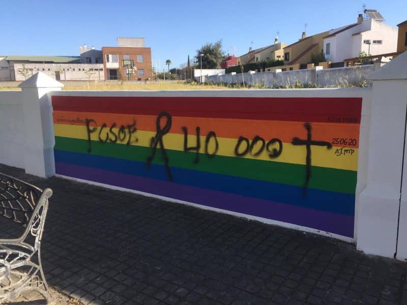 El mural de la Avenida de Andalucía ha sido boicoteado hoy jueves.