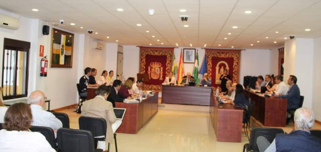 Pleno municipal de Bormujos antes del confinamiento. Foto del Ayuntamiento.