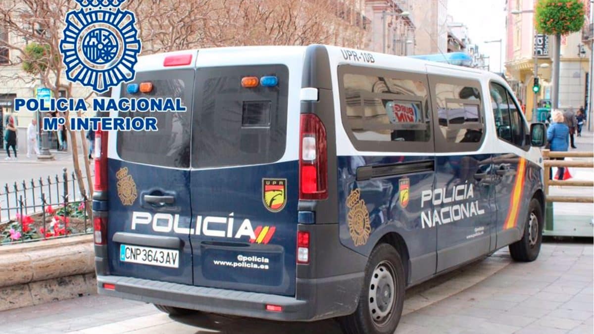 Patrulla de la Policía Nacional