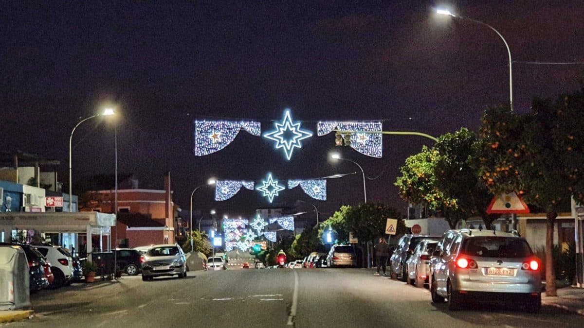 Alumbrado de Navidad en las calles de Bormujos / Europa Press