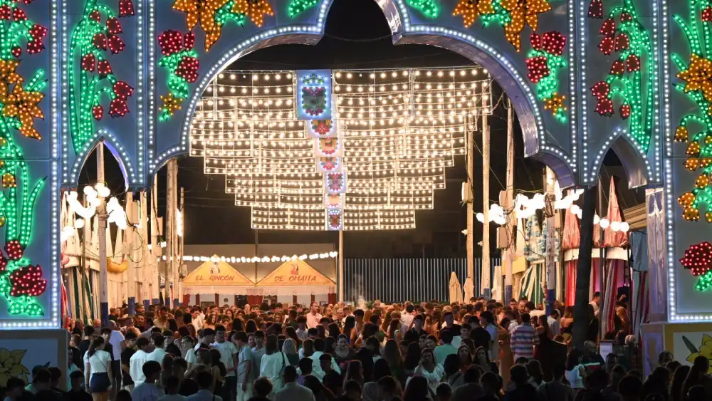 Ambiente en el real de la Feria de Tomares en la edición del pasado año. - AYTO.DE TOMARES