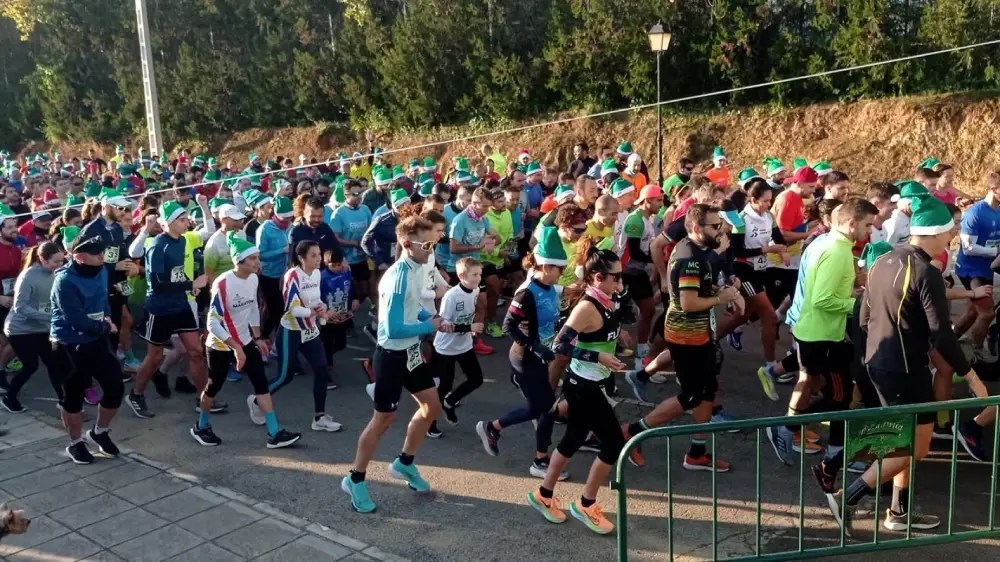 Archivo - Sevilla.- La II carrera San Silvestre de Mairena del Aljarafe aumentará su capacidad hasta los 1.500 dorsales - II CARRERA SAN SILVESTRE - Archivo