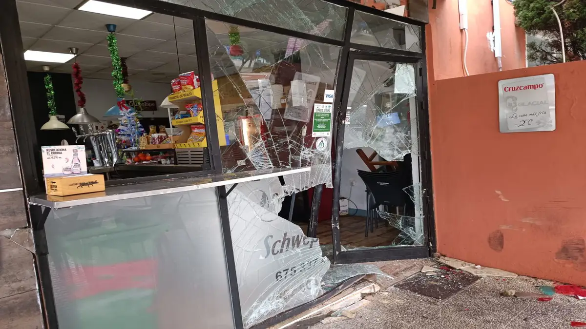 Robo en un bar de San Juan (VOX Sevilla)